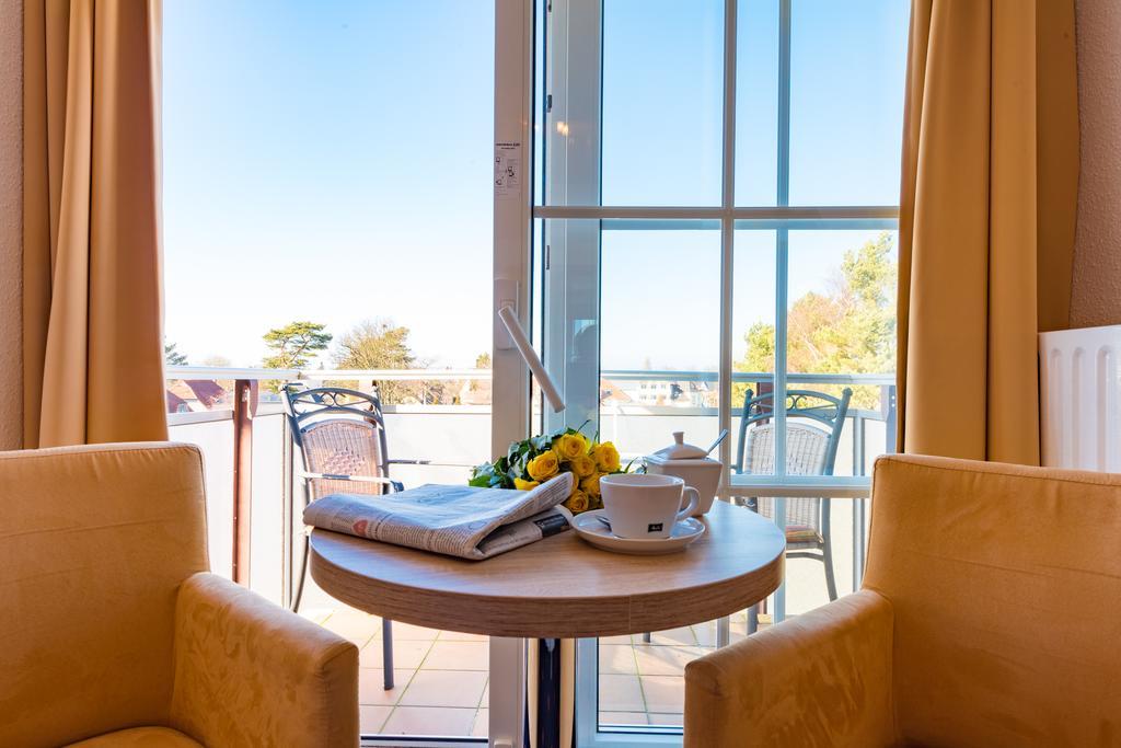 Hotel Boddenhus Garni Zingst Eksteriør billede