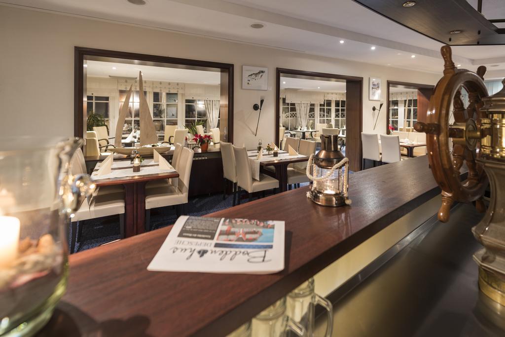 Hotel Boddenhus Garni Zingst Eksteriør billede